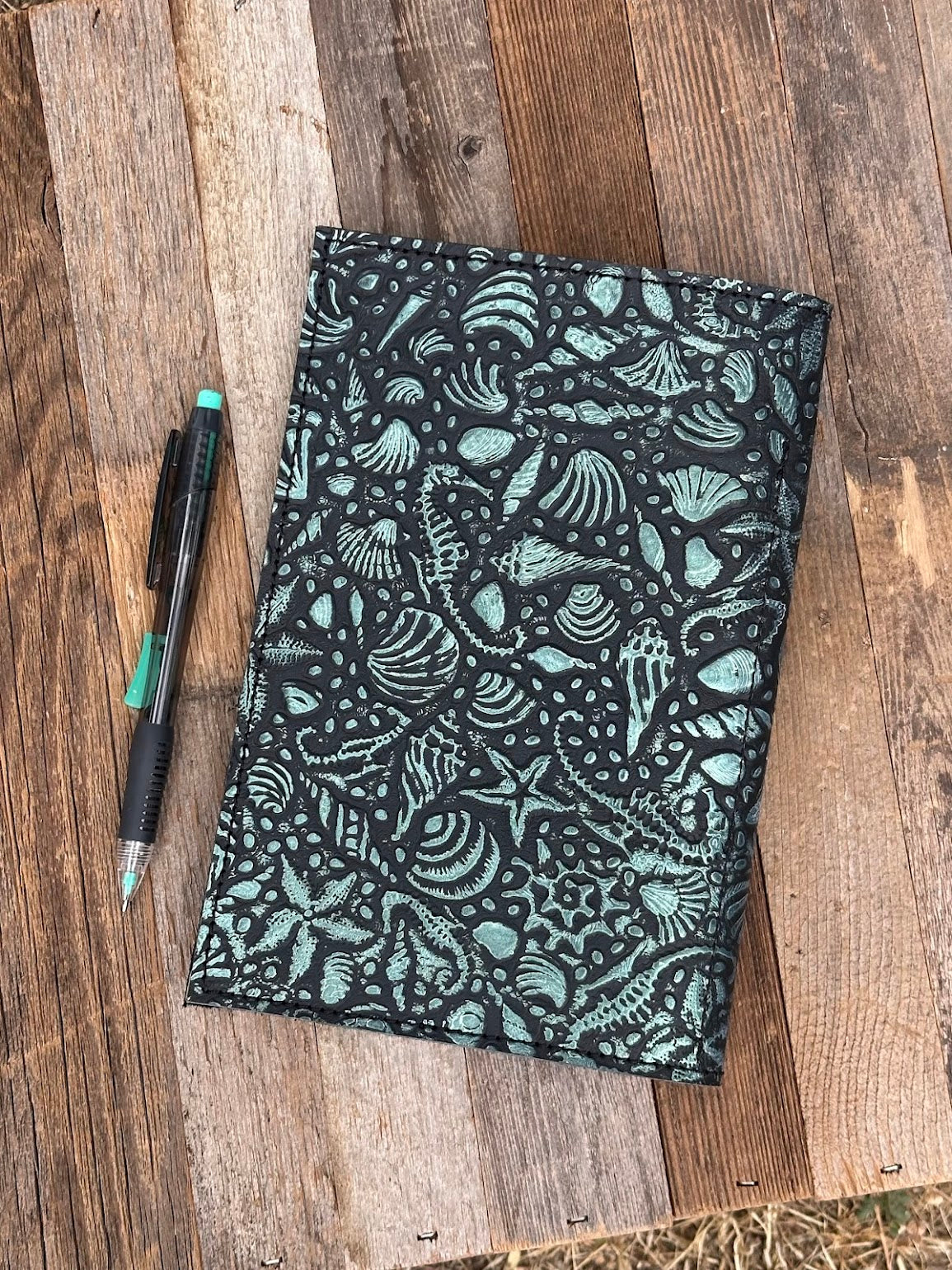 Seashell Mini Padfolio in Aqua and Black