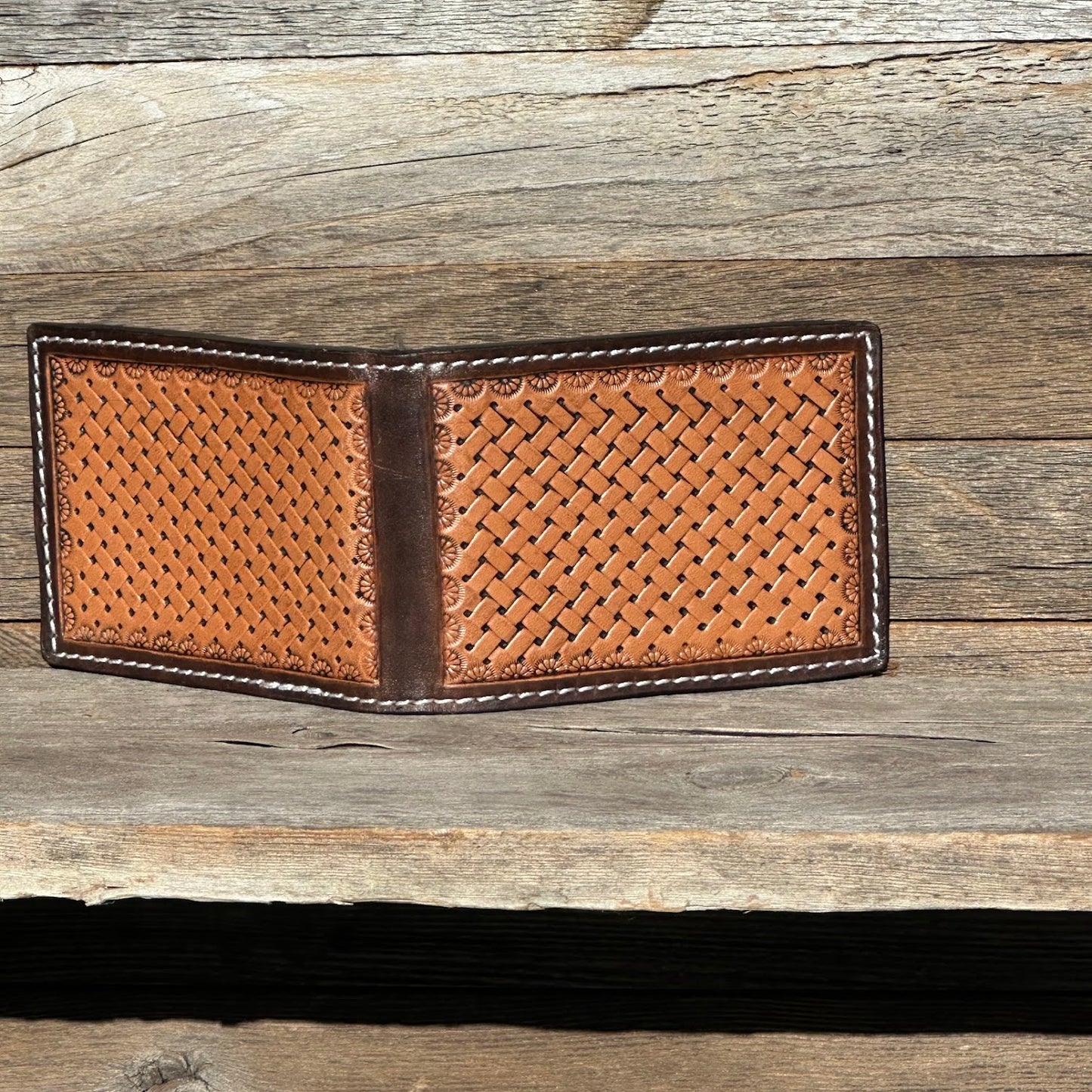 Lattice Stamped Money Clipper