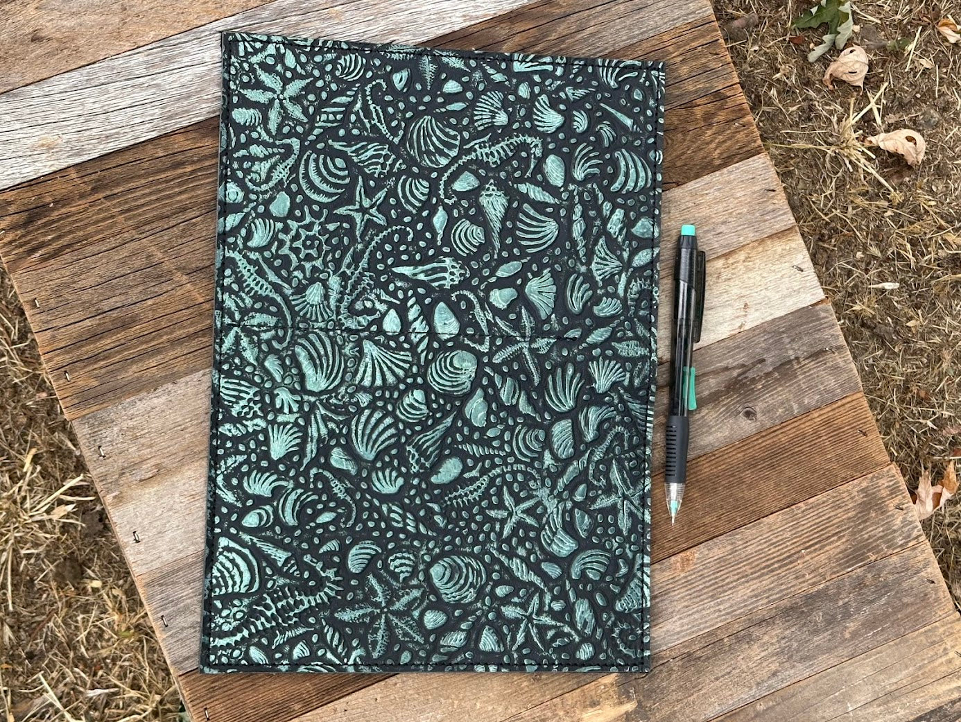 Seashell Mini Padfolio in Aqua and Black